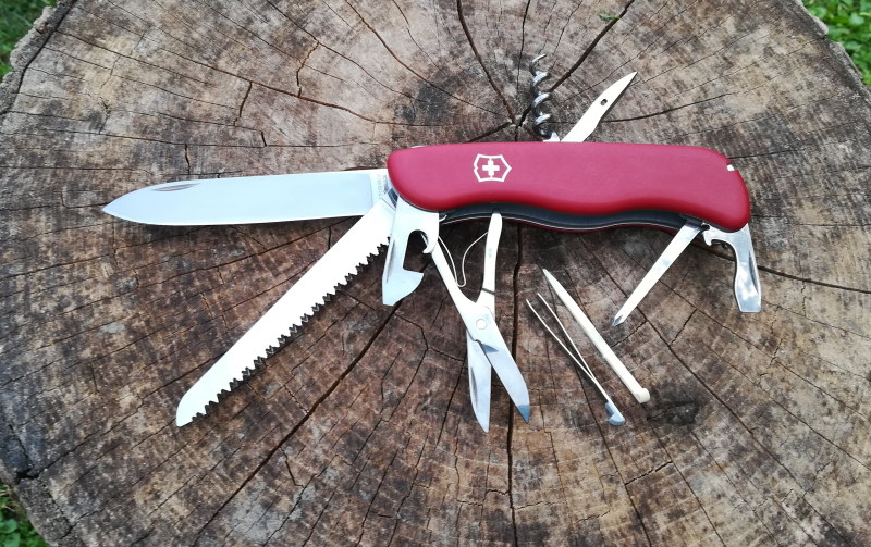 victorinox outrider schweizer taschenmesser